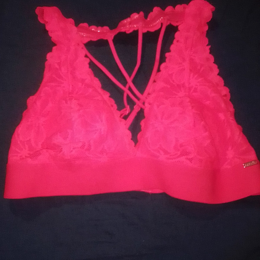 Lace Bralette in Vibrant Pink